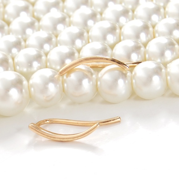 Tiny Spike Crescent Ear Crawler Stud Cuff Earrings - Picture 4 of 8